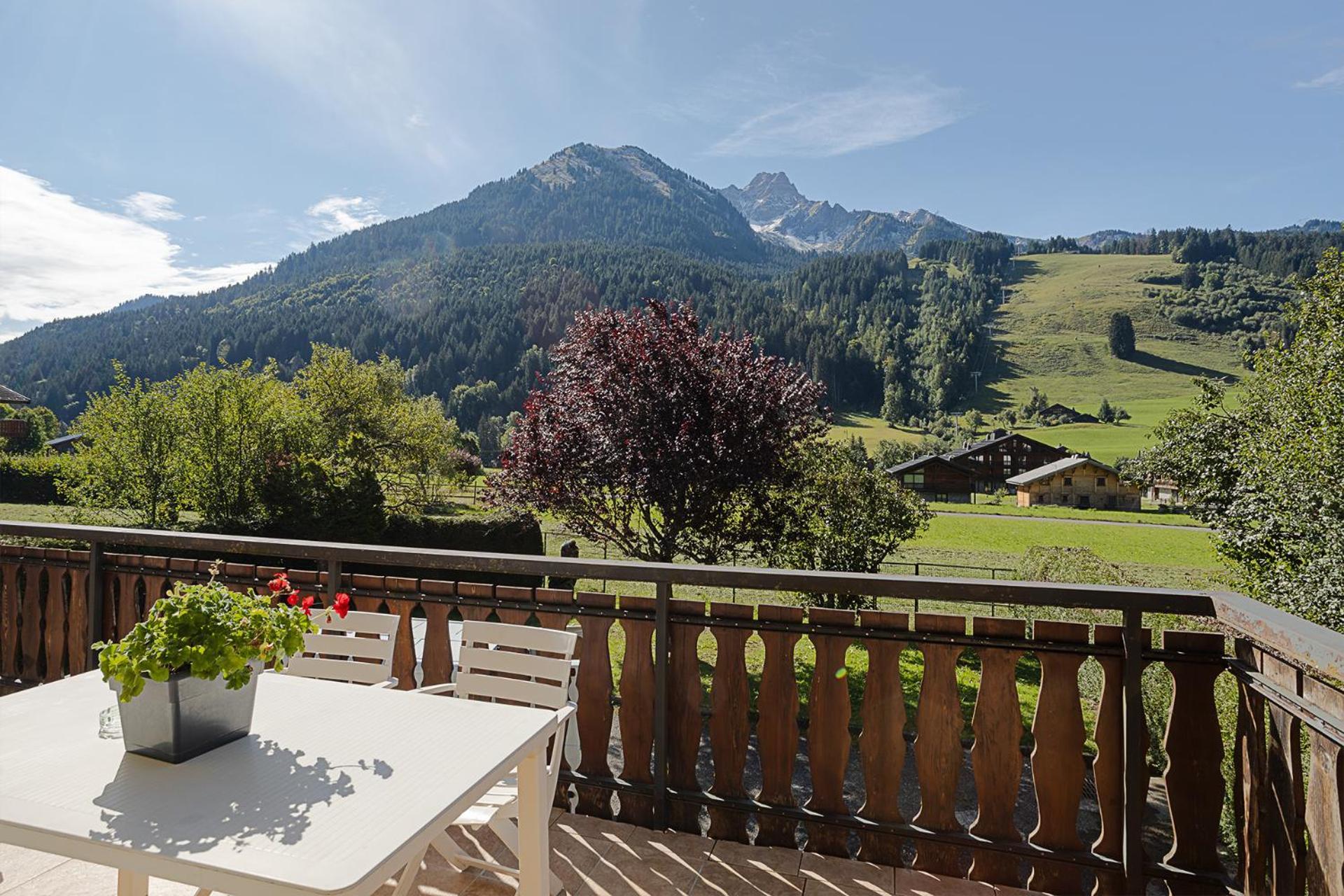Chalet Les 4 Saisons - Ski, Parking Et Jardin Abondance Esterno foto
